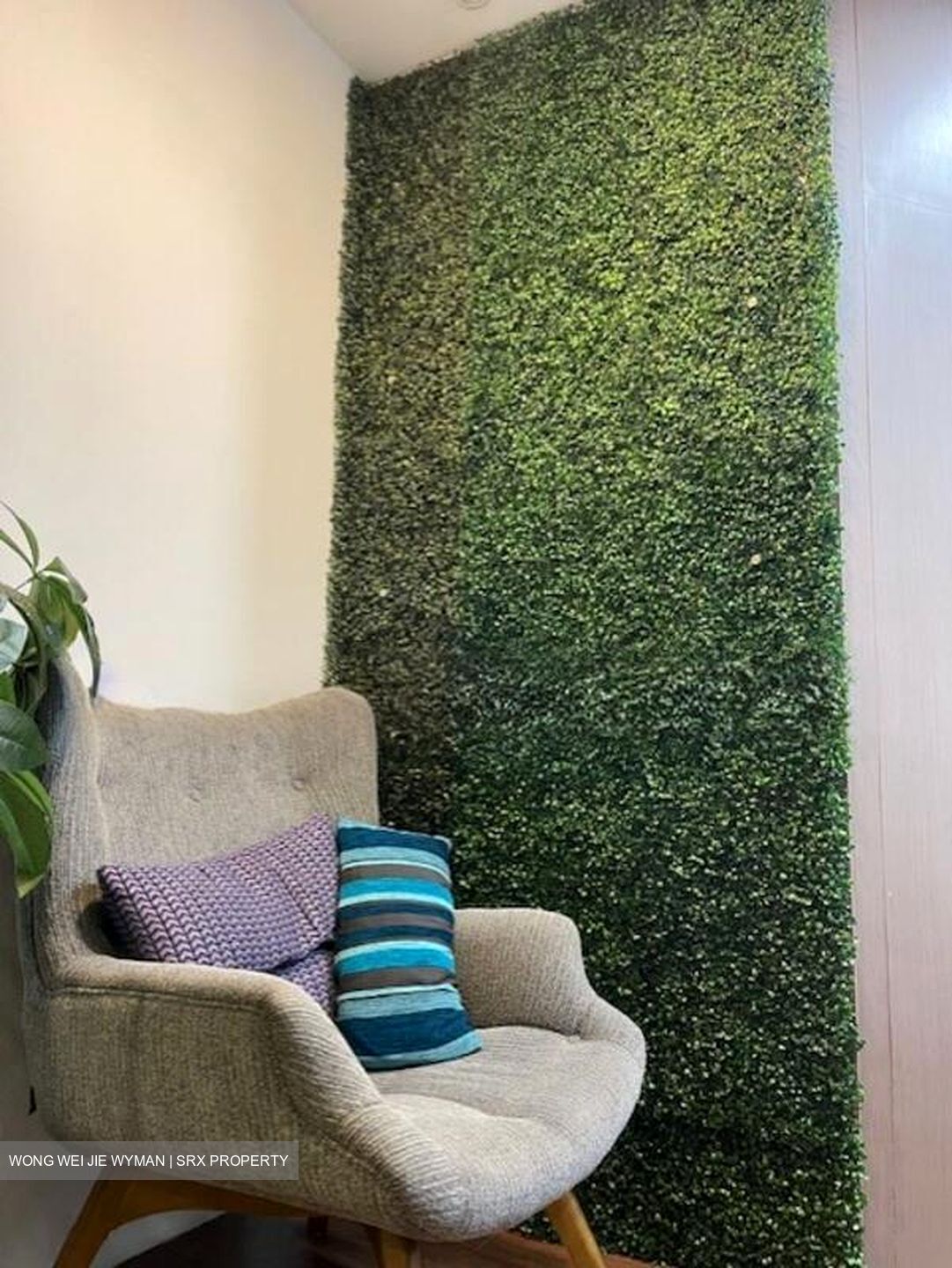 Golden Sultan Plaza (D7), Office #499280991